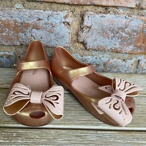 Clearance item!Mini Melissa’s, pre owned rose gold.